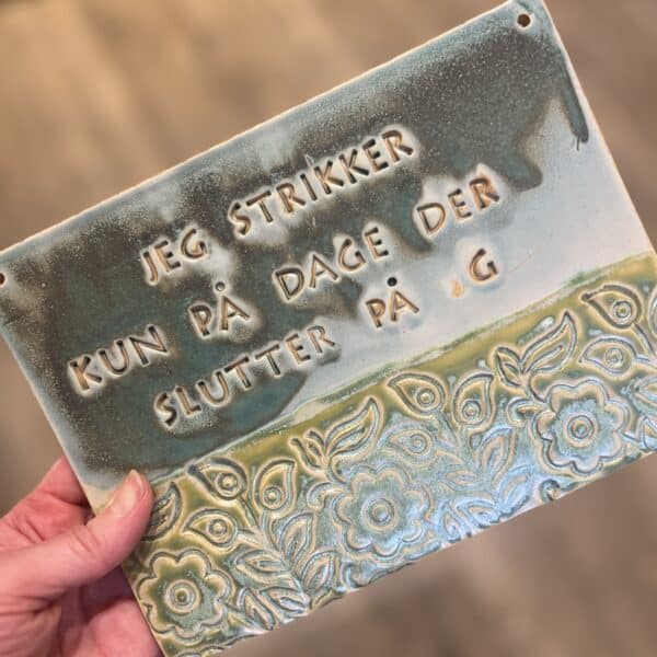 JEG STRIKKER KUN PÅ DAGE DER...... - Image 2